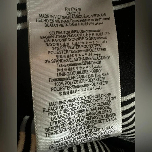 BCBGMAXAZRIA Striped Mini Shift Dress size L - Picture 15 of 15